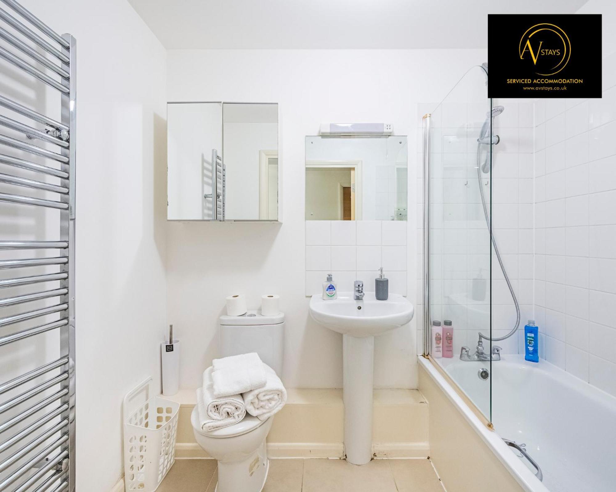 2 Bedroom Apartment Лондон Екстер'єр фото